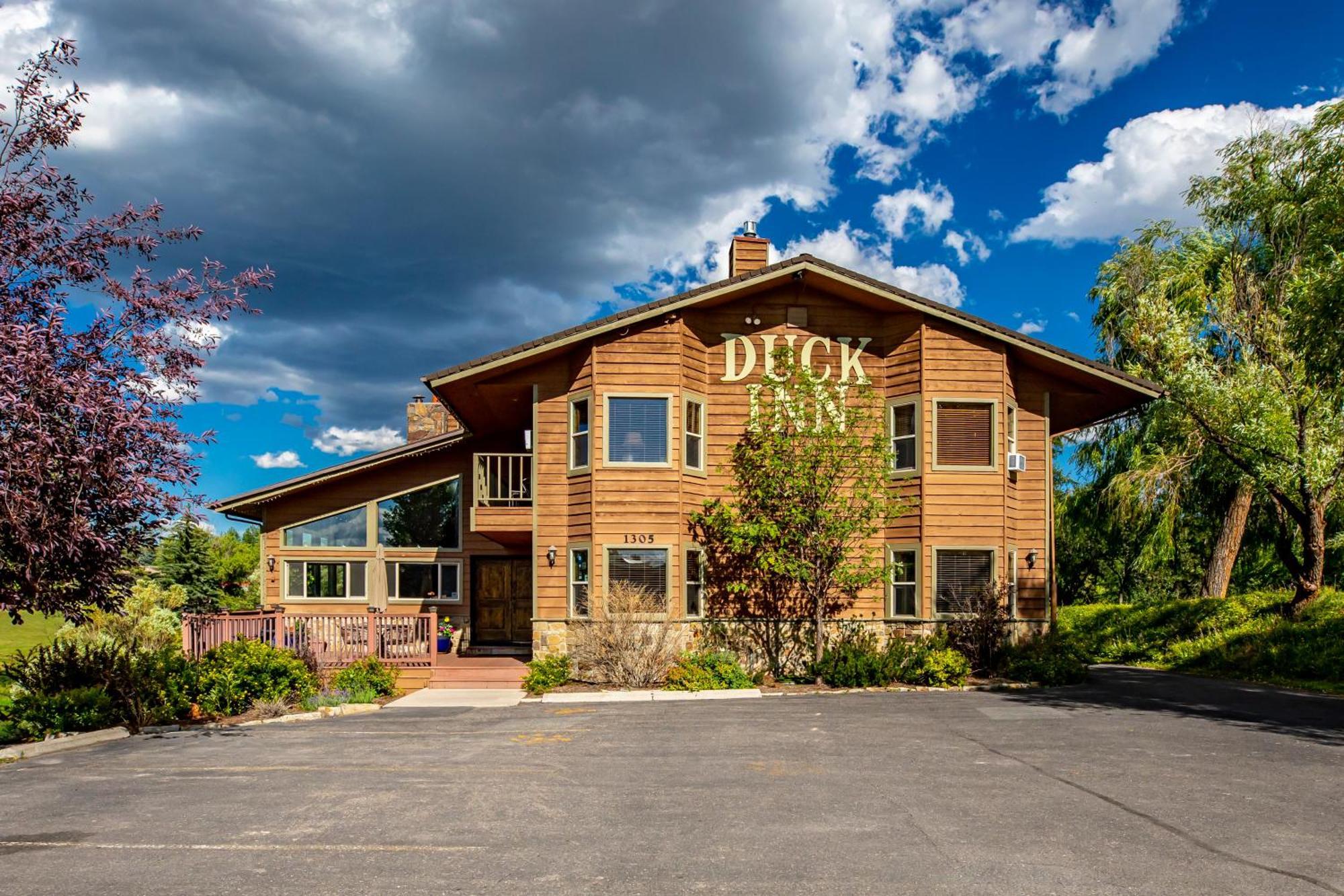 Duck Inn Lodge Whitefish Exteriör bild